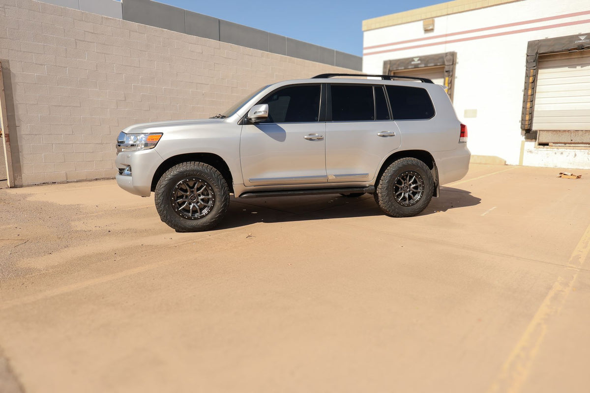 Side profile of the 2020 Land Cruiser LC200 showing the Westcott Designs 3-inch front and 1.25-inch rear lift