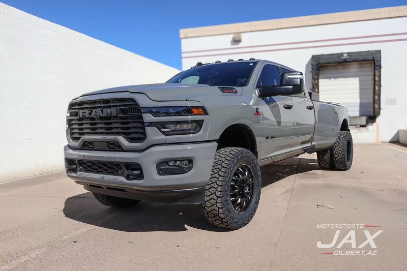 RAM 3500 Bighorn Dually